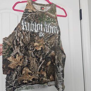 Chopped Kublai Khan muscle tank